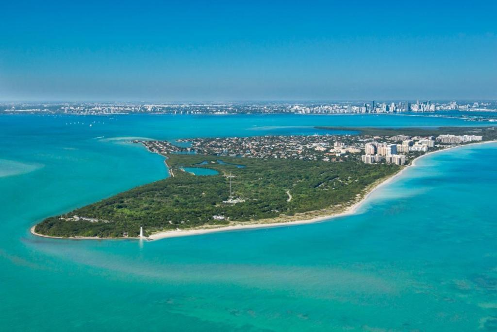 Gorgeous Beachy Chic Condo In Key Biscayne ไมอามี ภายนอก รูปภาพ